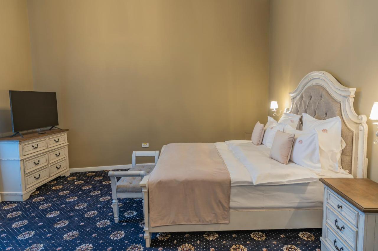 Sir Luxury Boutique Hotel Браїла Екстер'єр фото