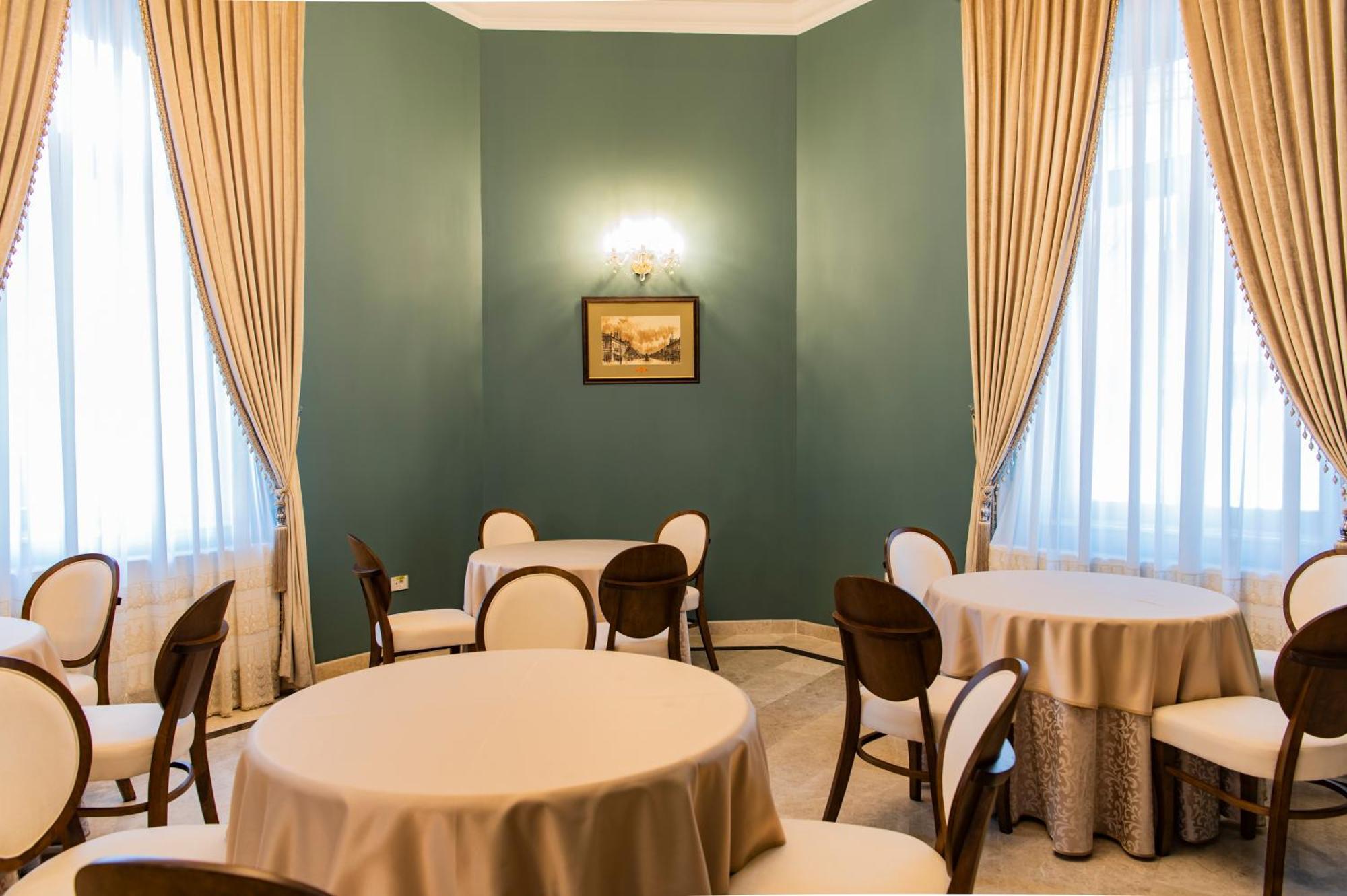 Sir Luxury Boutique Hotel Браїла Екстер'єр фото