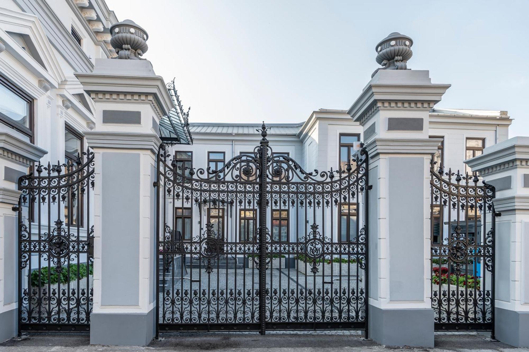 Sir Luxury Boutique Hotel Браїла Екстер'єр фото