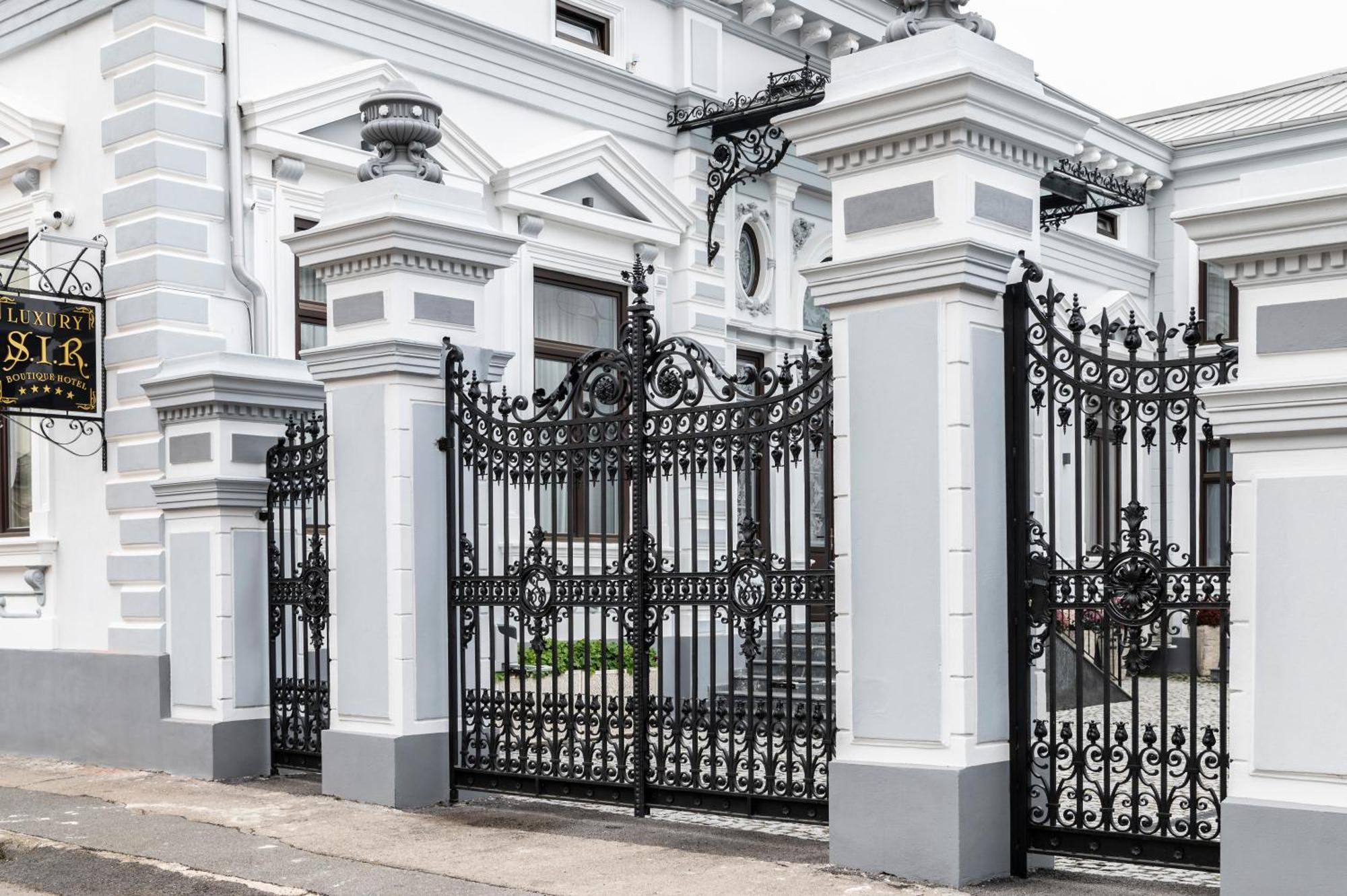 Sir Luxury Boutique Hotel Браїла Екстер'єр фото